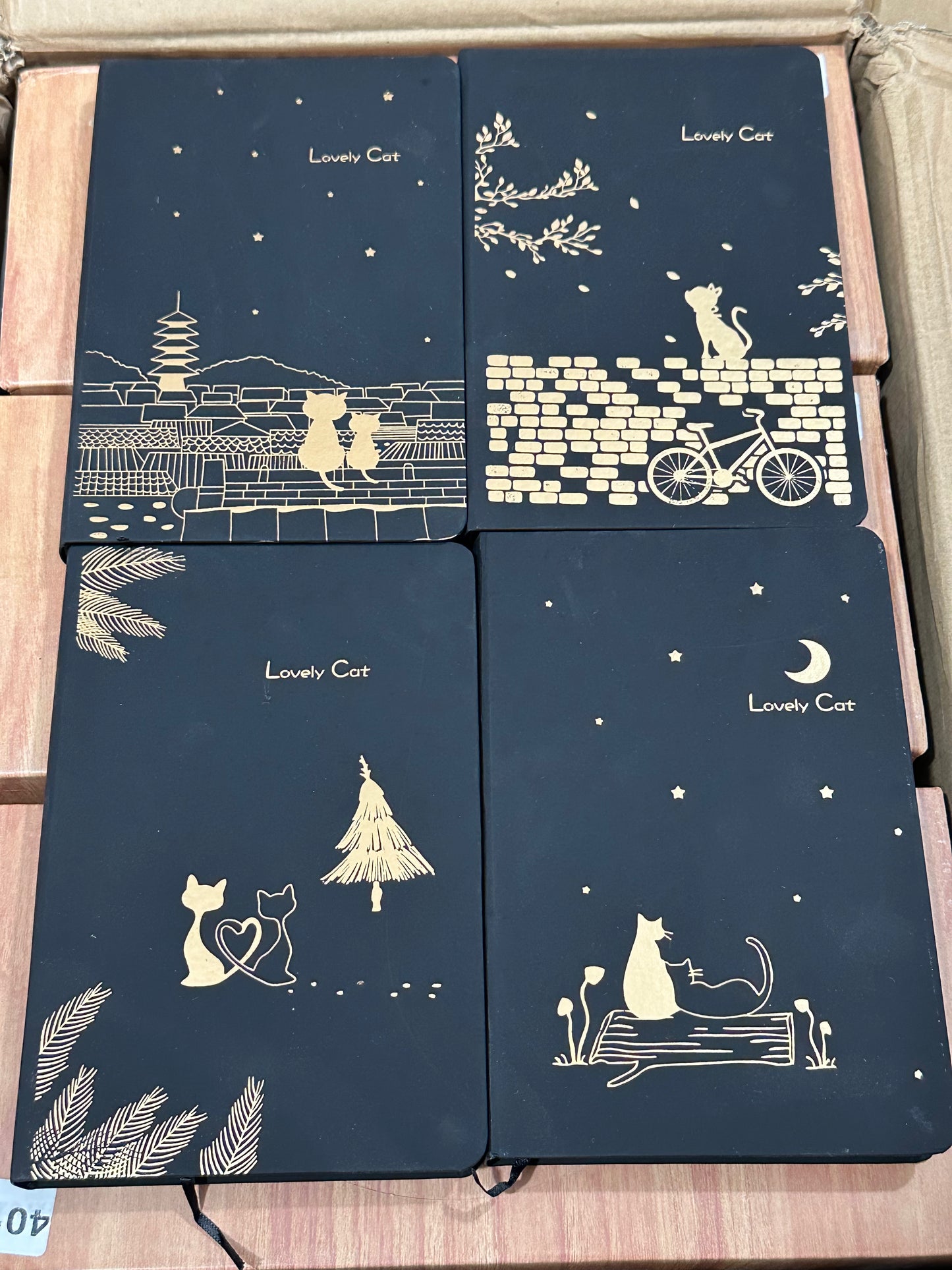 LIBRETA HOJA NEGRA GATOS