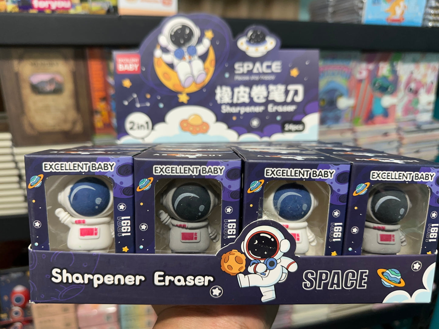 GOMA CON SACAPUNTAS ASTRONAUTAS