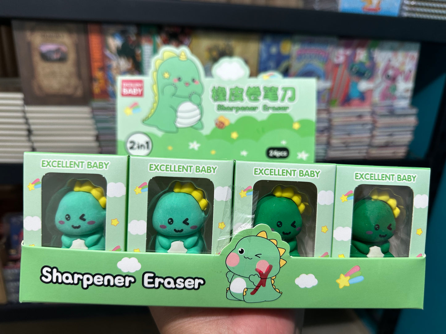 CAJA GOMA CON SACAPUNTAS DINOSAURIO 24 PZ